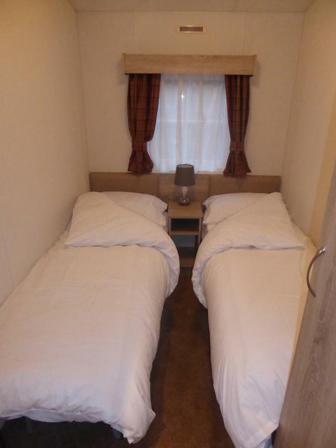 Lewis Lodge Perth Zewnętrze zdjęcie